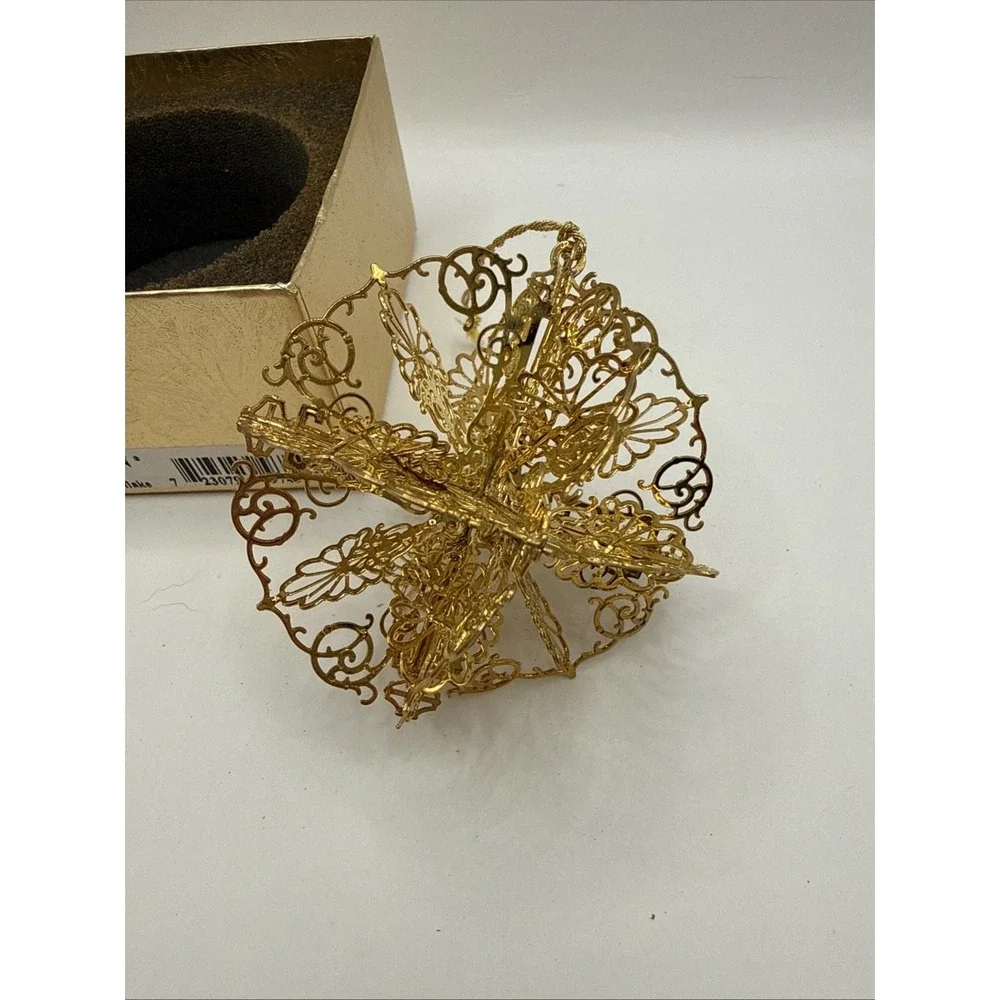 Baldwin Lacy Snowflake 3